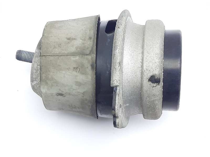 Recambio de soporte motor para volkswagen touareg (7la) tdi r5 referencia OEM IAM 7L6199131C  
