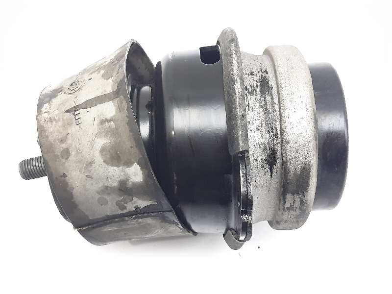 Recambio de soporte motor para volkswagen touareg (7la) tdi r5 referencia OEM IAM 7L6199131C  