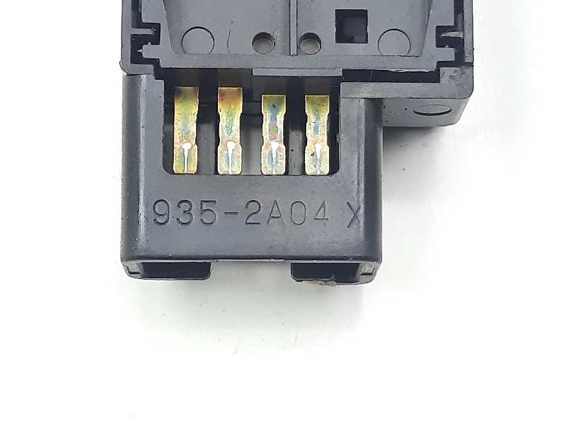 Recambio de interruptor para lexus is200 (ds2/is2) 220d referencia OEM IAM 156935 9352A04 