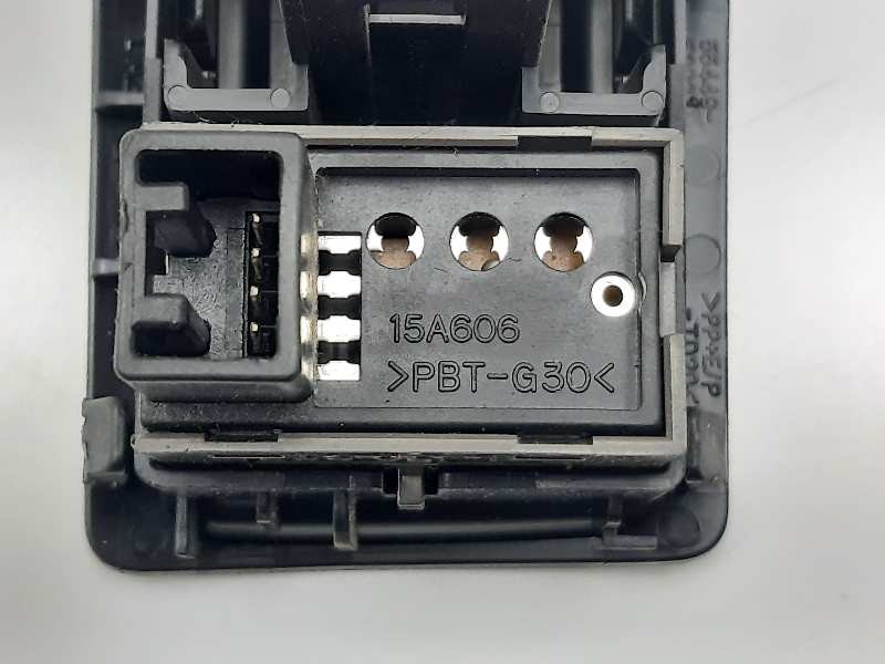 Recambio de interruptor para lexus is200 (ds2/is2) 220d referencia OEM IAM 15A606  