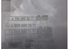 Recambio de molduras traseras para mercedes sprinterii caja cerrada (desde 01.06) 318/319 cdi (906.631/633/635/637) referencia O 2