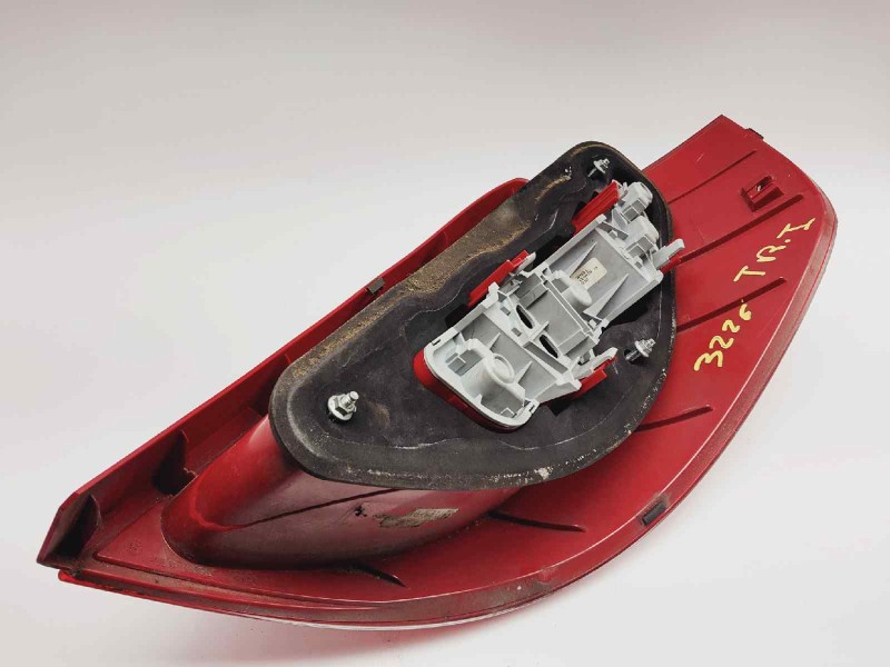 Recambio de piloto trasero izquierdo para mercedes clase a (w169) a 150 (169.031) referencia OEM IAM 1698200364  