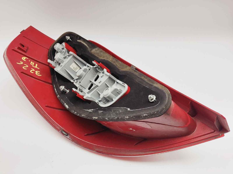 Recambio de piloto trasero derecho para mercedes clase a (w169) a 150 (169.031) referencia OEM IAM 1698200464  