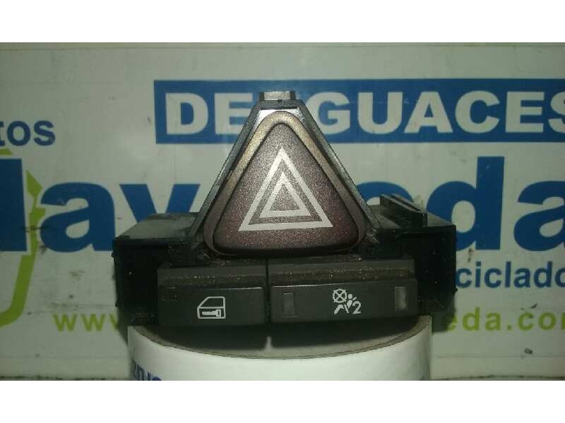Recambio de warning para opel corsa d sport referencia OEM IAM 13189529  13477833