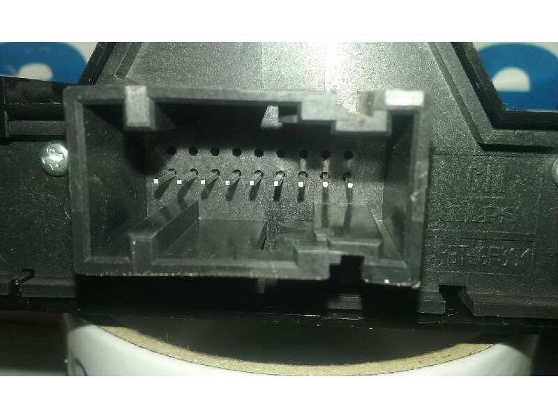 Recambio de warning para opel corsa d sport referencia OEM IAM 13189529  13477833