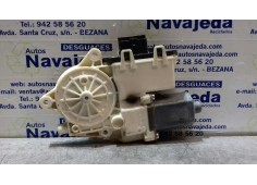 Recambio de motor elevalunas trasero izquierdo para citroen c4 berlina vtr plus referencia OEM IAM 1137328165 BOSCH 