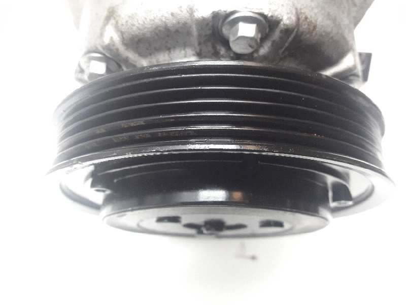 Recambio de compresor aire acondicionado para kia carens ( ) drive referencia OEM IAM 97701A4500 VS16E F500PNBCA12