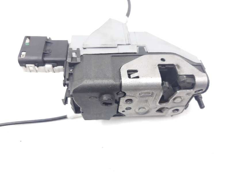 Recambio de cerradura puerta trasera derecha para peugeot 308 premium referencia OEM IAM 567164  