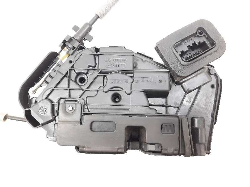 Recambio de cerradura puerta delantera derecha para volkswagen caddy furgón/kombi kombi referencia OEM IAM 5TB837016A  