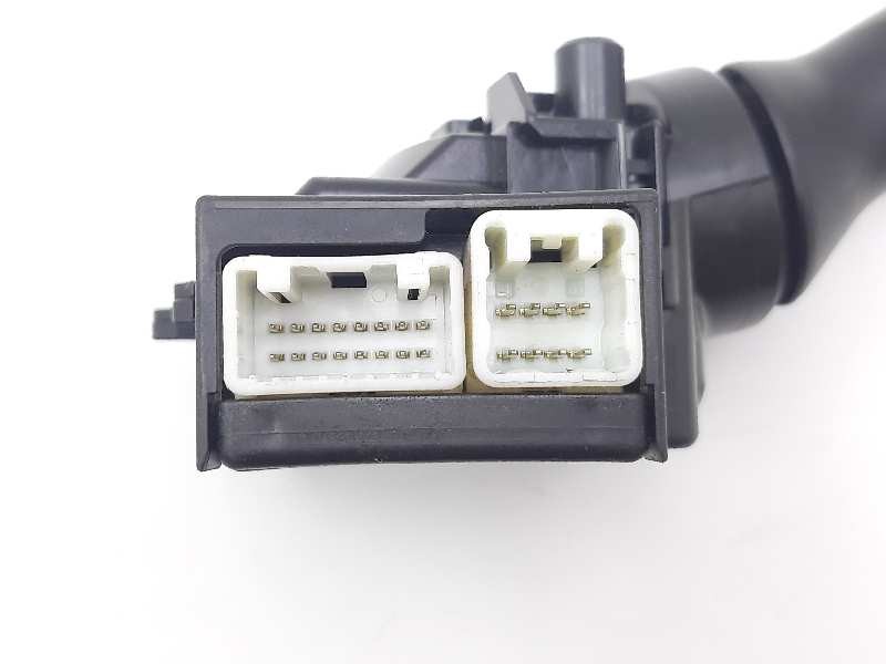 Recambio de mando limpia para lexus is200 (ds2/is2) 220d referencia OEM IAM 173848LH 17F111 