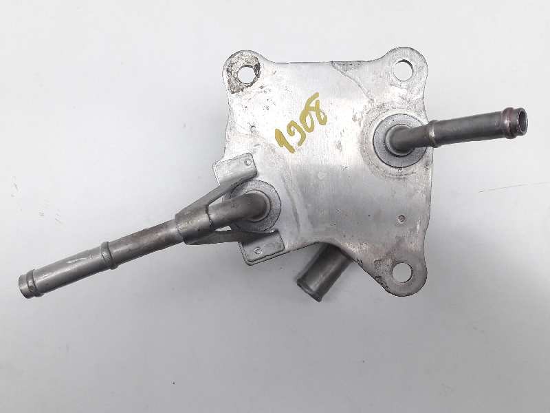 Recambio de enfriador aceite motor para toyota rav 4 hibrido referencia OEM IAM 030180999  