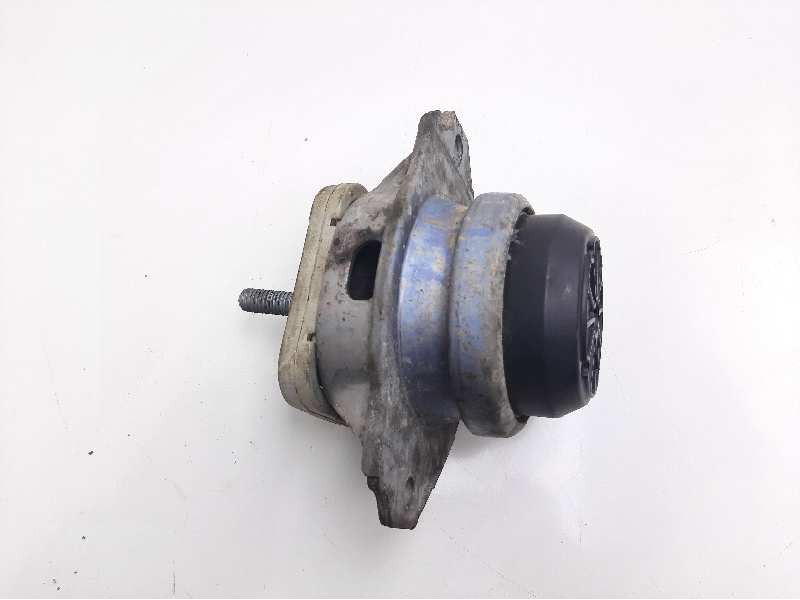 Recambio de soporte motor izquierdo para land rover range rover sport v6 td hse referencia OEM IAM KKB500441G 3618398125 