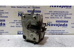 Recambio de cerradura puerta trasera derecha para renault megane i fase 2 berlina (ba0) 1.4 16v rt referencia OEM IAM  ELECTRICA