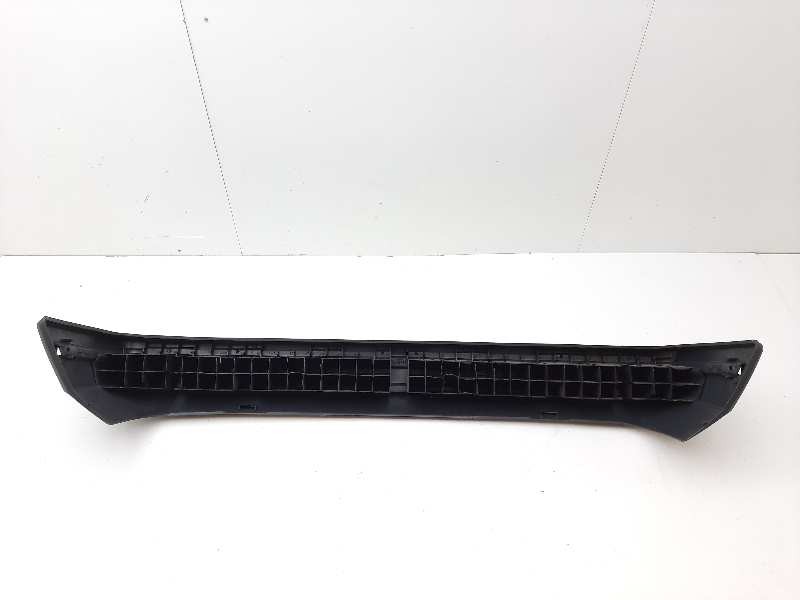 Recambio de paragolpes trasero para renault 9 referencia OEM IAM 7700709072  