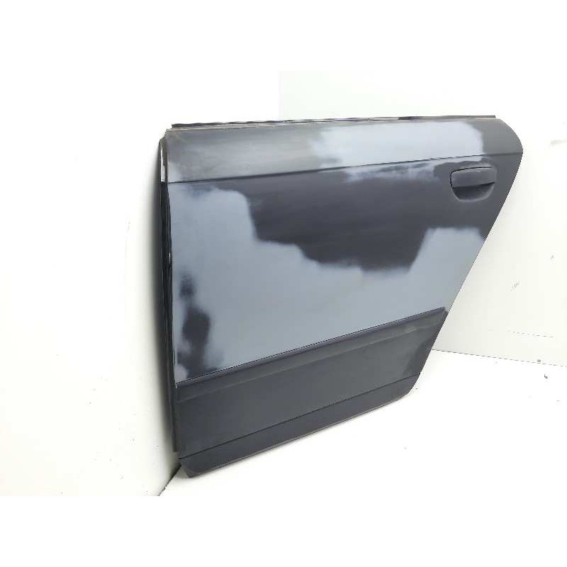 Recambio de puerta trasera izquierda para audi a4 avant (8e) 2.0 tdi quattro (dpf) referencia OEM IAM  COLOR NEGRO 