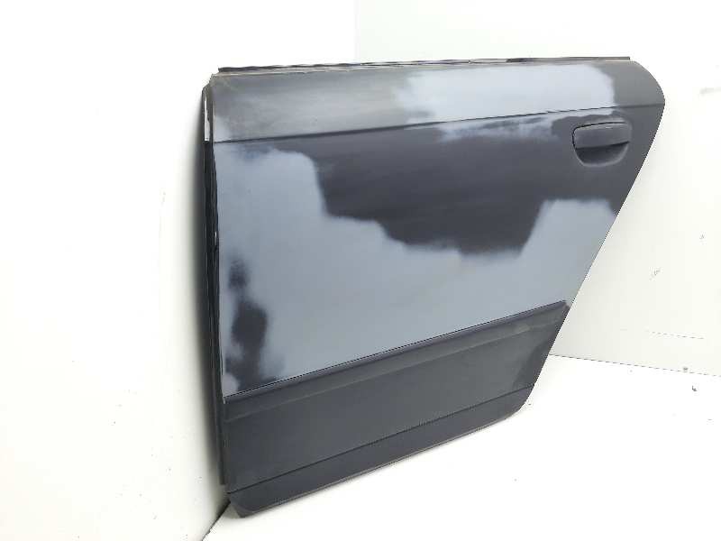 Recambio de puerta trasera izquierda para audi a4 avant (8e) 2.0 tdi quattro (dpf) referencia OEM IAM  COLOR NEGRO 