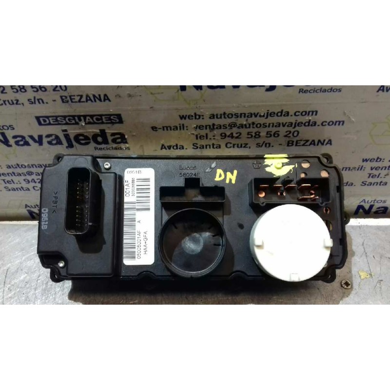 Recambio de mando calefaccion / aire acondicionado para chrysler voyager (gs) 2.5 turbodiesel referencia OEM IAM 05005001AF LUCA