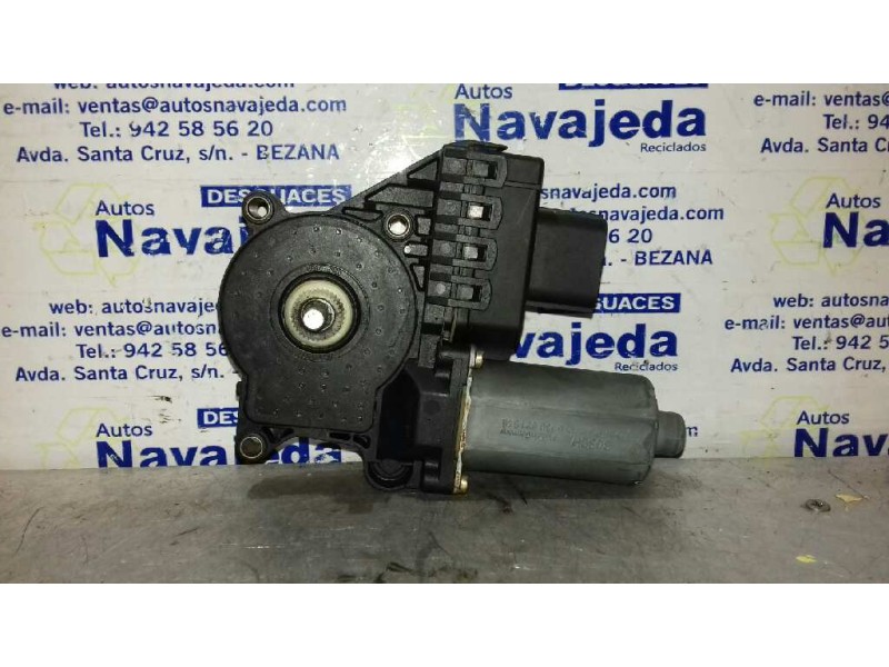 Recambio de motor elevalunas delantero izquierdo para jaguar x-type referencia OEM IAM 0130821946 BOSCH 