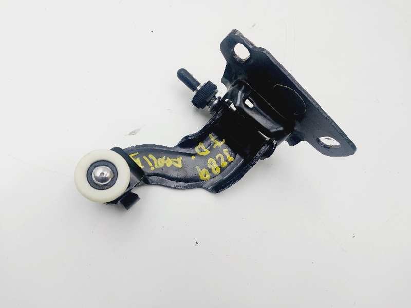 Recambio de no identificado para ford b-max titanium x referencia OEM IAM AV11R25028AD AV11R250A66AD 