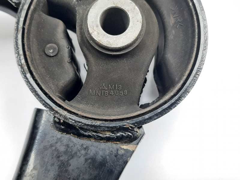 Recambio de soporte motor trasero para mitsubishi lancer berlina (cy0) intense referencia OEM IAM MN184059  