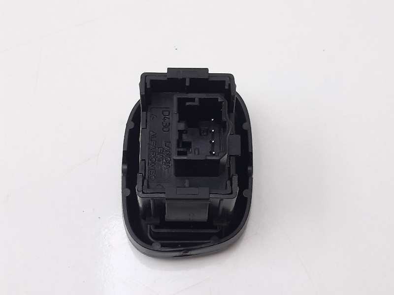 Recambio de mando elevalunas delantero izquierdo para fiat panda 312 referencia OEM IAM 7355536759  