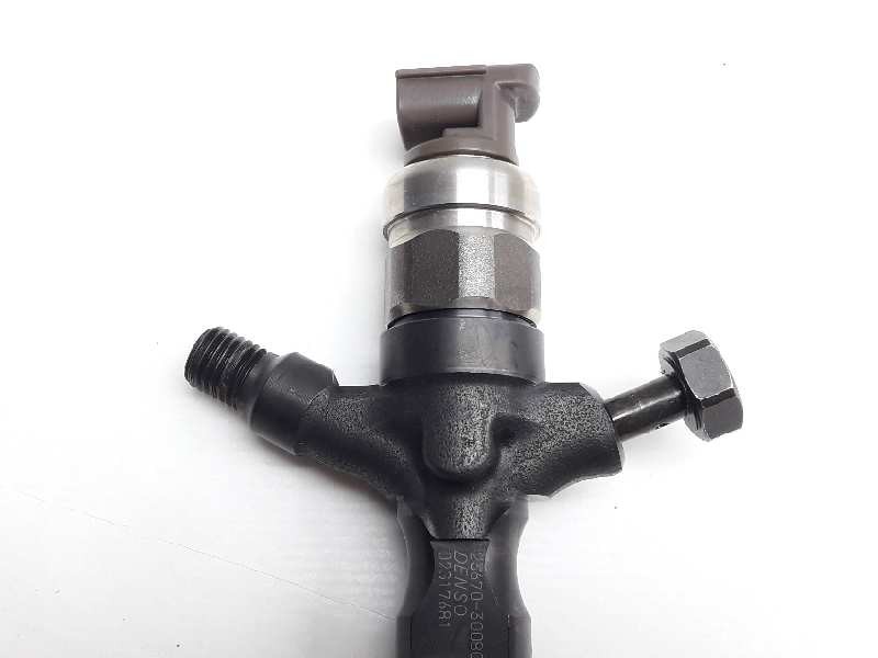 Recambio de inyector para toyota land cruiser (j12) 3.0 d-4d gx referencia OEM IAM 2367030080  