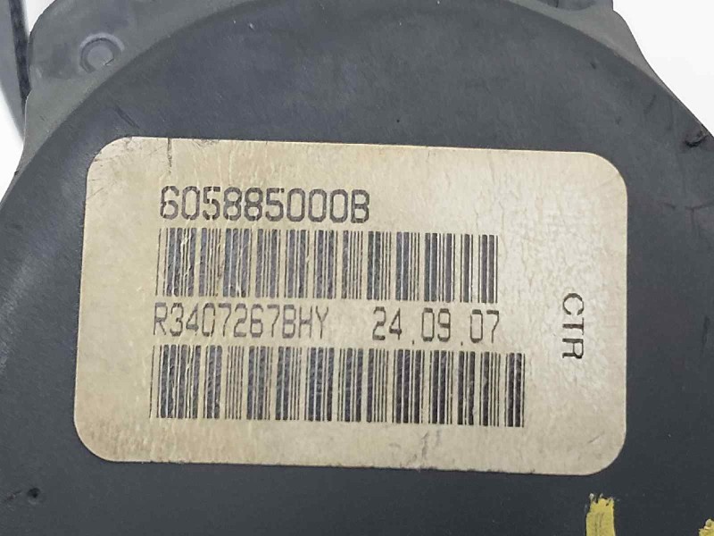Recambio de cinturon seguridad trasero derecho para jeep compass limited referencia OEM IAM 605885000B  
