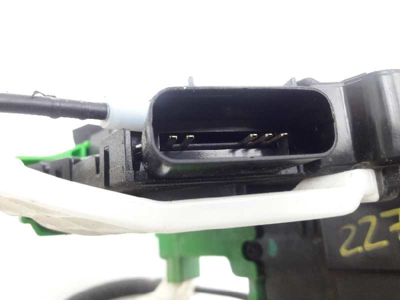 Recambio de cerradura puerta delantera derecha para kia carens ( ) concept referencia OEM IAM 81320A4010  