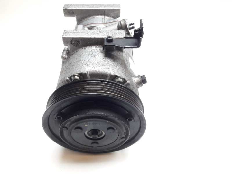 Recambio de compresor aire acondicionado para kia carens ( ) concept referencia OEM IAM 97701A4500 F500PNBCA12 KCLA1124
