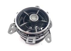 Recambio de rejilla aireadora para toyota auris active referencia OEM IAM 5556862280  