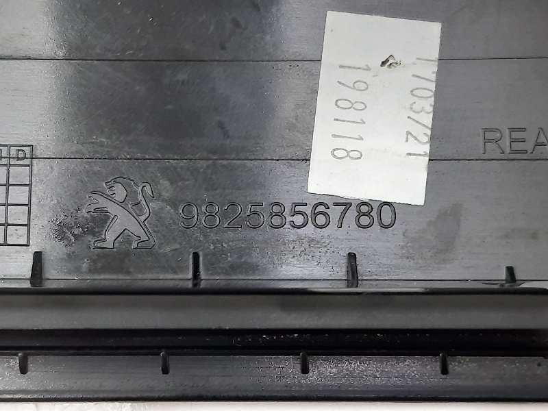 Recambio de moldura para peugeot 2008 (p1) referencia OEM IAM 9825856780  