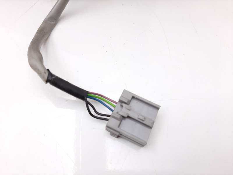 Recambio de retrovisor derecho para nissan primera berlina (p12) acenta referencia OEM IAM 96301AU411  