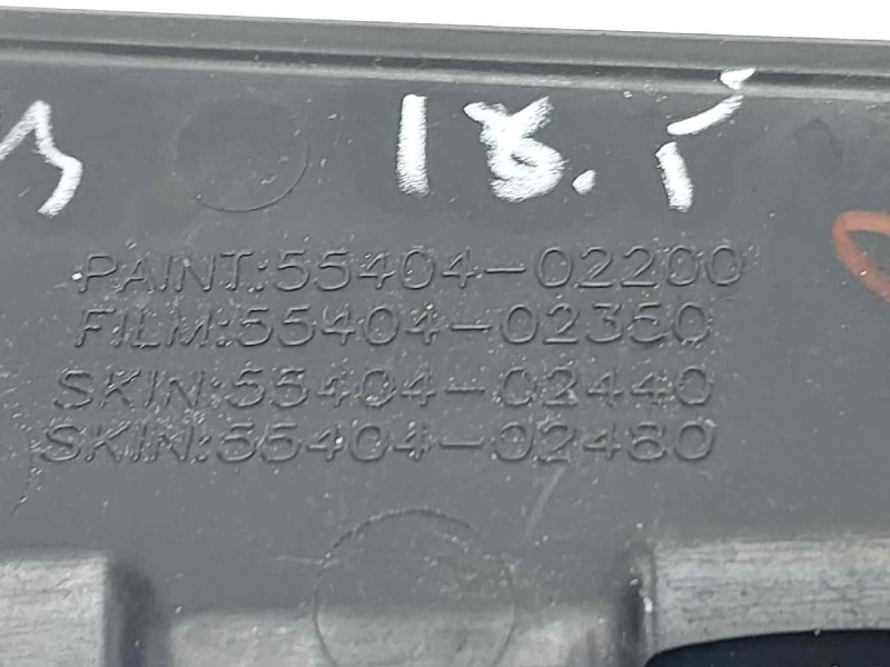 Recambio de rejilla aireadora para toyota auris active referencia OEM IAM 5540402440  