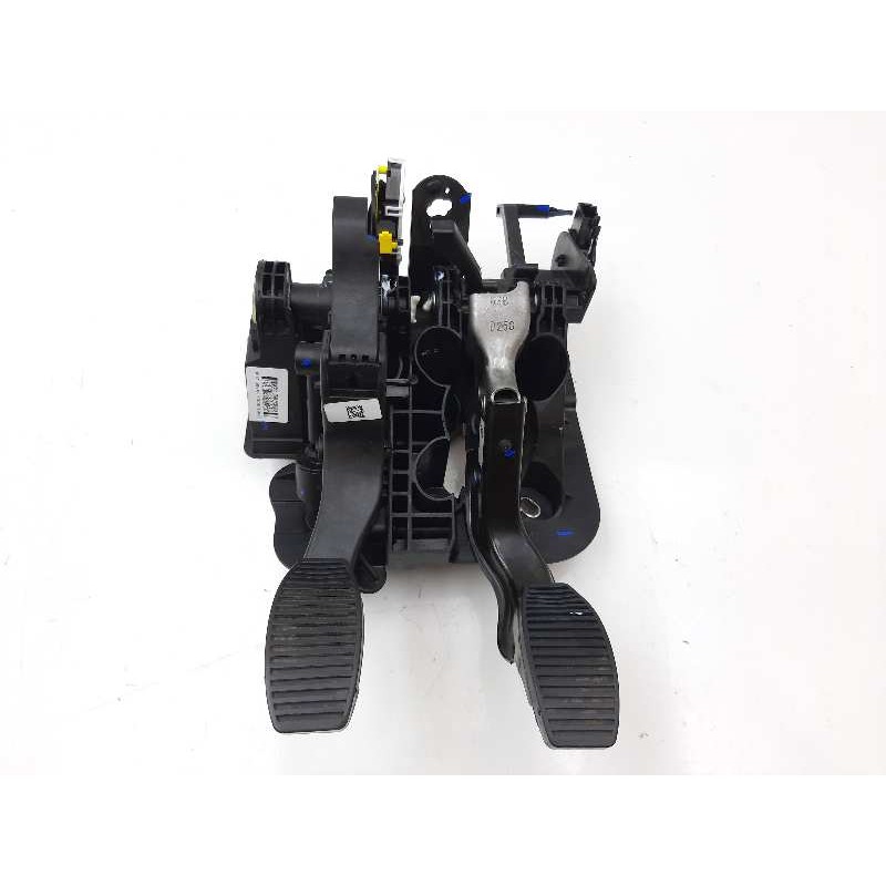 Recambio de pedal embrague para fiat panda 312 referencia OEM IAM 51897457  