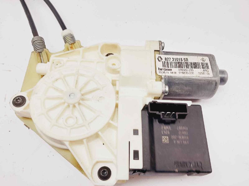 Recambio de elevalunas trasero izquierdo para renault megane iii sport tourer expression referencia OEM IAM 827210008R  