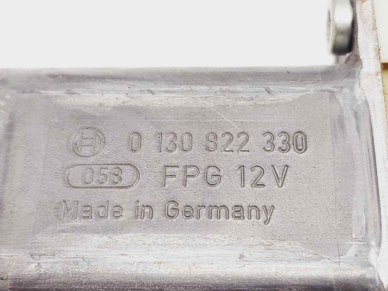 Recambio de elevalunas trasero izquierdo para renault megane iii sport tourer expression referencia OEM IAM 827210008R  