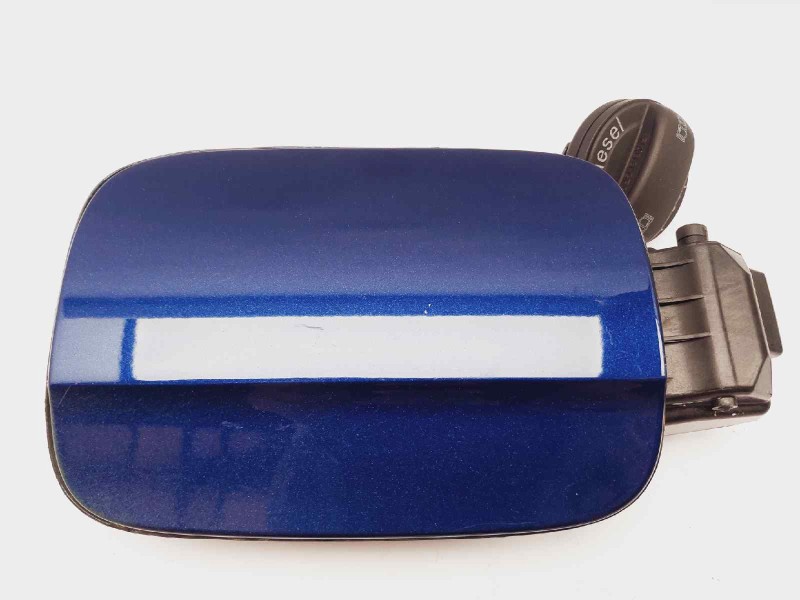 Recambio de tapa exterior combustible para audi a4 ber. (b8) básico referencia OEM IAM 8K0809999  