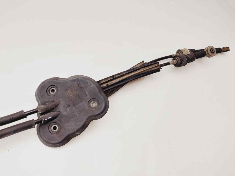 Recambio de palanca cambio para renault megane iii sport tourer expression referencia OEM IAM 8201062921A  