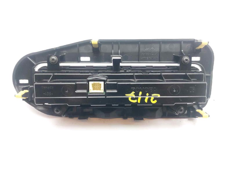 Recambio de mando climatizador para toyota auris active referencia OEM IAM 75H695 5590002820 