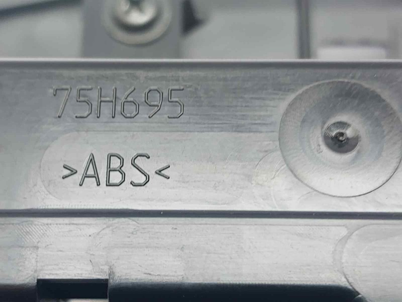 Recambio de mando climatizador para toyota auris active referencia OEM IAM 75H695 5590002820 