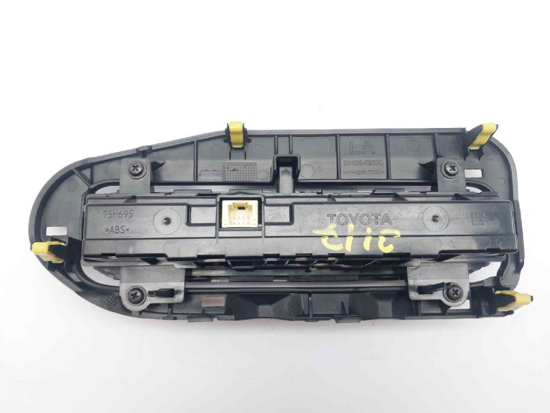 Recambio de mando climatizador para toyota auris active referencia OEM IAM 75H695 5590002820 
