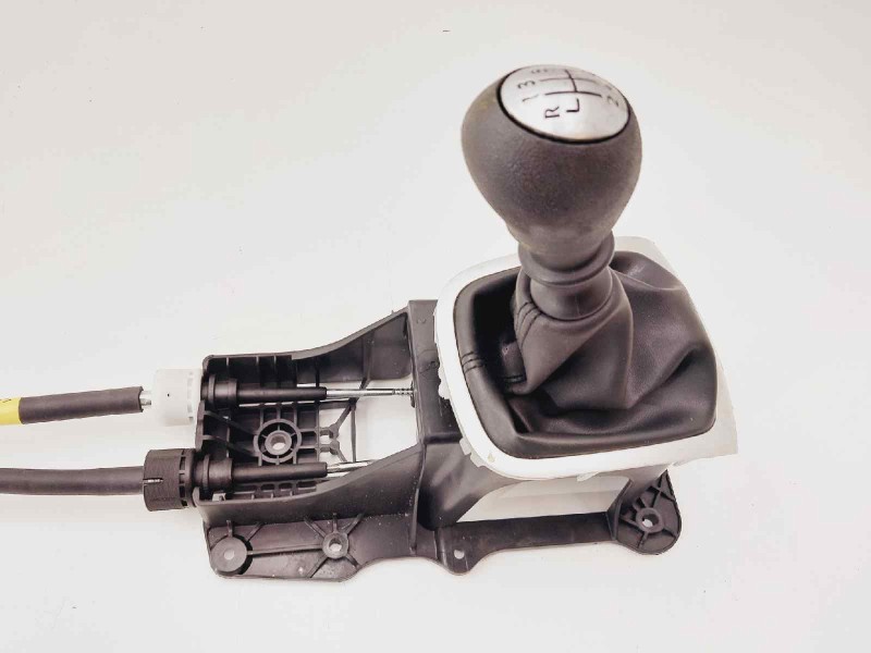 Recambio de palanca cambio para renault megane iii sport tourer expression referencia OEM IAM 8201062921A  