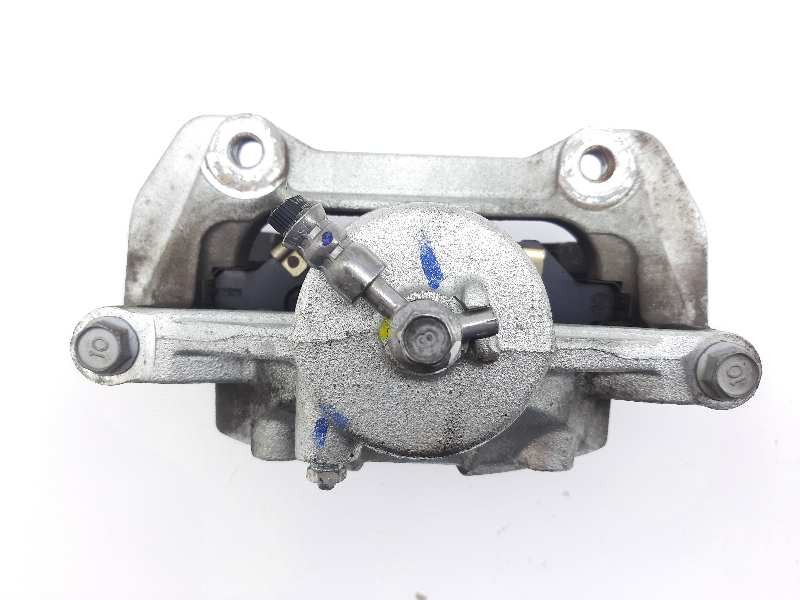 Recambio de pinza freno delantera derecha para hyundai i30 (pd) go! referencia OEM IAM 58190G4A10  