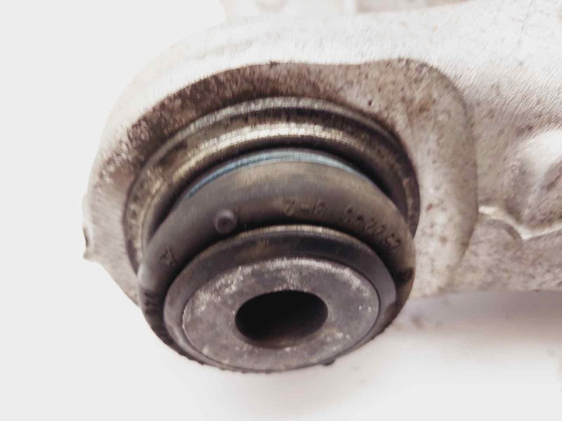 Recambio de brazo suspension inferior trasero izquierdo para bmw serie 5 lim. (f10) 520d referencia OEM IAM 33326865900  