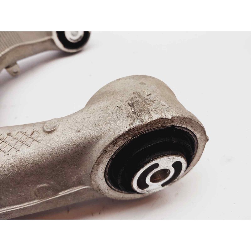 Recambio de brazo suspension inferior trasero izquierdo para bmw serie 5 lim. (f10) 520d referencia OEM IAM 33326865900  
