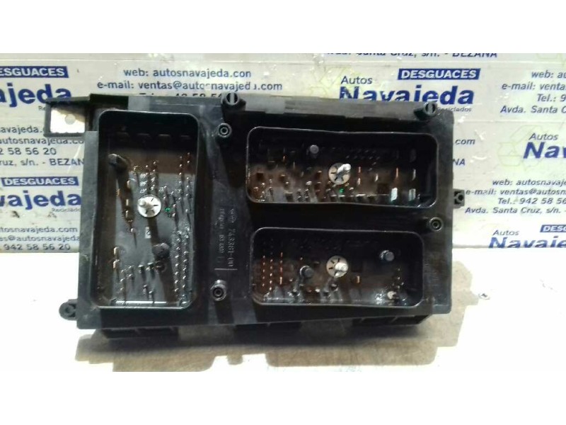 Recambio de caja reles / fusibles para opel astra h berlina referencia OEM IAM 5DK008668 HELLA BQ