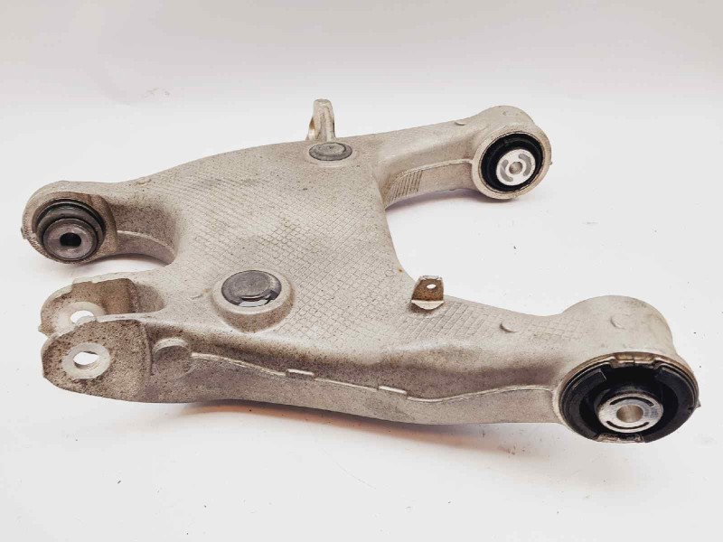 Recambio de brazo suspension inferior trasero izquierdo para bmw serie 5 lim. (f10) 520d referencia OEM IAM 33326865900  