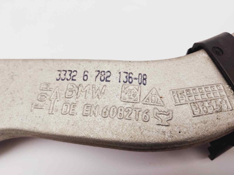 Recambio de brazo suspension superior trasero izquierdo para bmw serie 5 lim. (f10) 520d referencia OEM IAM 33326782136  