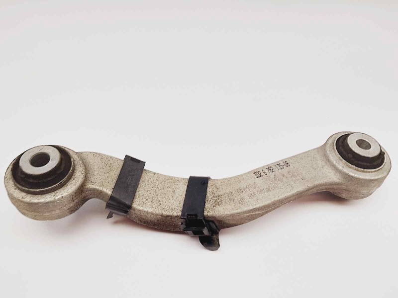 Recambio de brazo suspension superior trasero derecho para bmw serie 5 lim. (f10) 520d referencia OEM IAM 33326782135 3326782135
