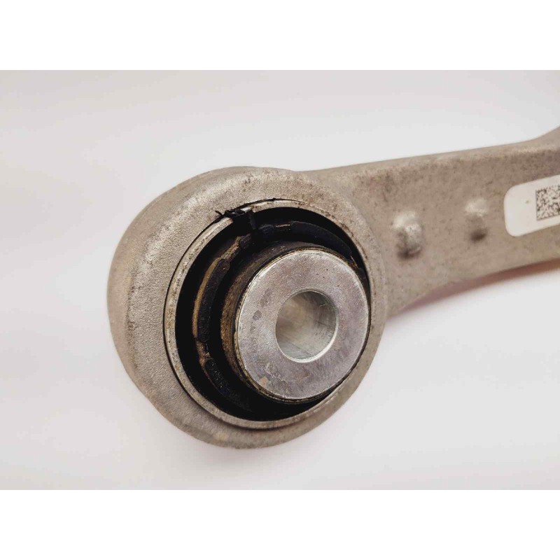 Recambio de brazo suspension superior trasero derecho para bmw serie 5 lim. (f10) 520d referencia OEM IAM 33326782135 3326782135